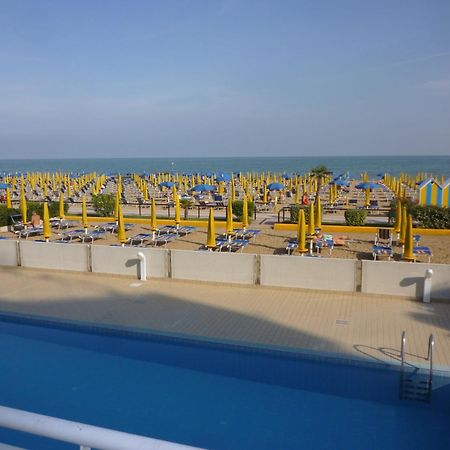 Ferienwohnung Semiramis Lido di Jesolo Exterior foto