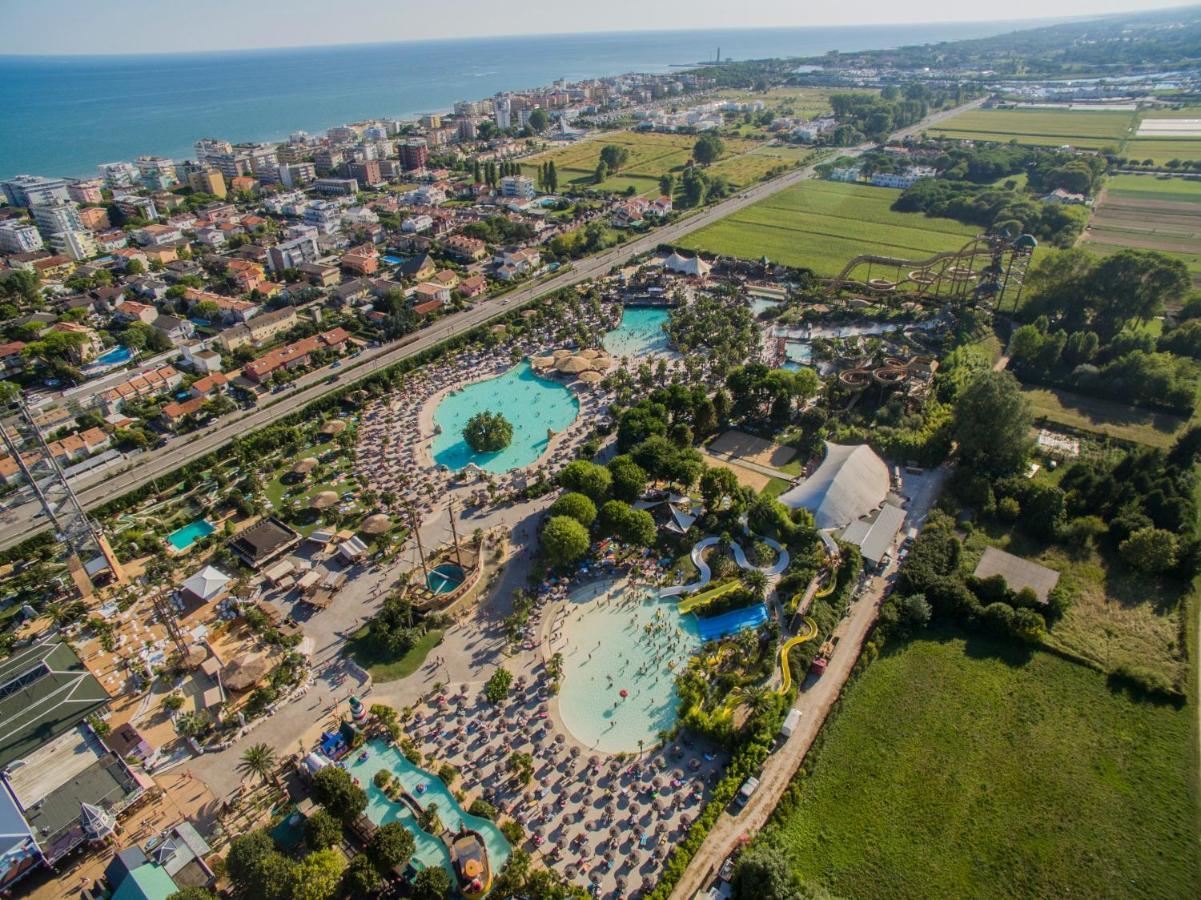 Ferienwohnung Semiramis Lido di Jesolo Exterior foto